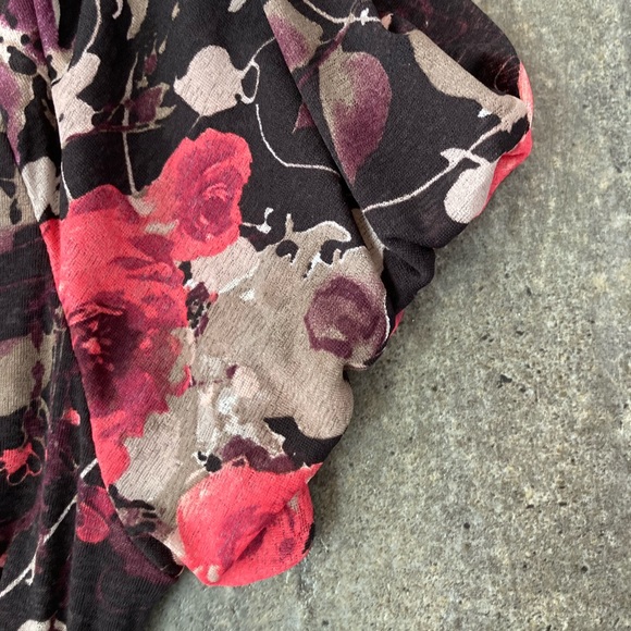 Le Chateau floral midi dress - Picture 3 of 9